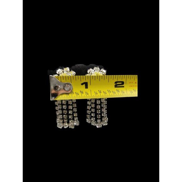 Glamorous Clear Rhinestone Earrings Silvertone Chandelier Dangle Prom Wedding - Picture 6 of 7